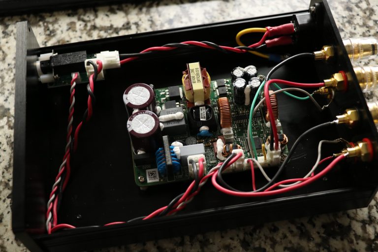 Building a HiFi Test Amplifier